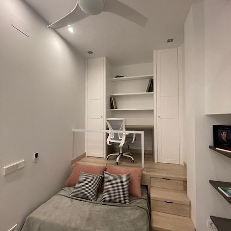 Casa De Huespedes Almirante Madrid Apartment Exterior foto